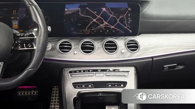 Mercedes-Benz E-Class W213 2022 Серебряный из Кореи, фото 5