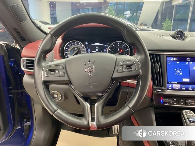 Maserati Levante 2021 Синий из Китая, фото 5