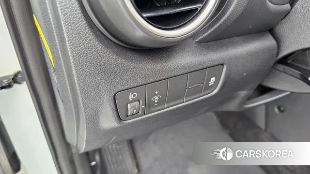 Hyundai Kona 2018 Белый из Кореи, фото 5