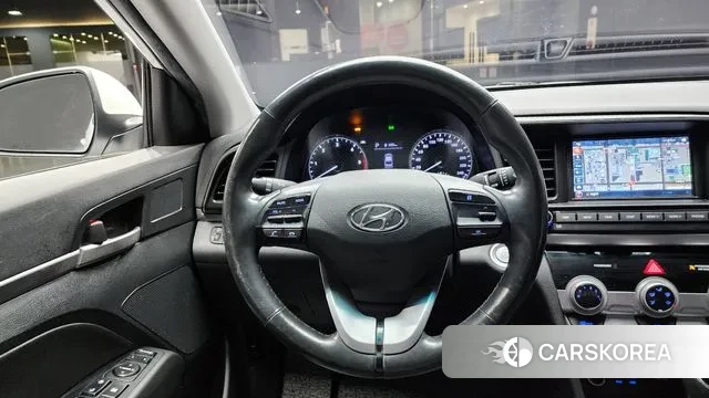 Hyundai The New Avante AD 2019 Белый из Кореи, фото 5