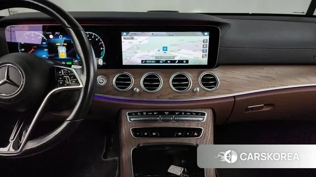 Mercedes-Benz E-Class W213 2021 Белый из Кореи, фото 5