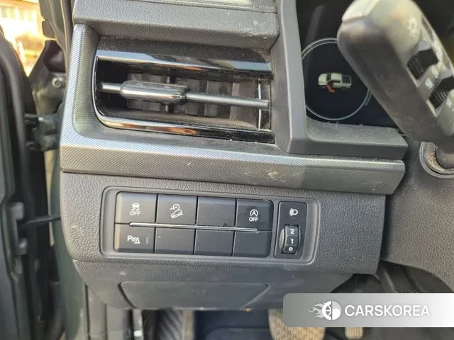 Ssangyong The New Rexton Sports Cannes 2024 Темно-зеленый из Кореи, фото 5