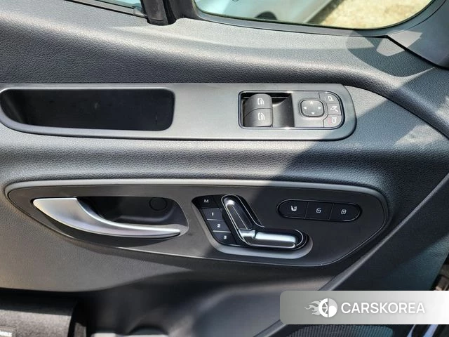 Mercedes-Benz Sprinter 2025 Черный из Кореи, фото 5