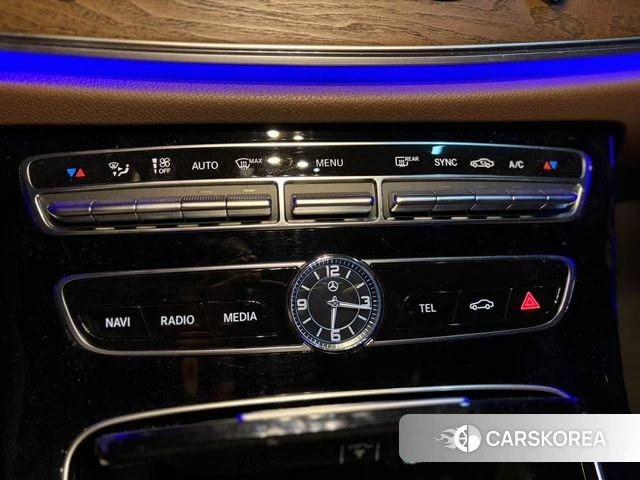 Mercedes-Benz E-Class W213 2019 Черный из Кореи, фото 5