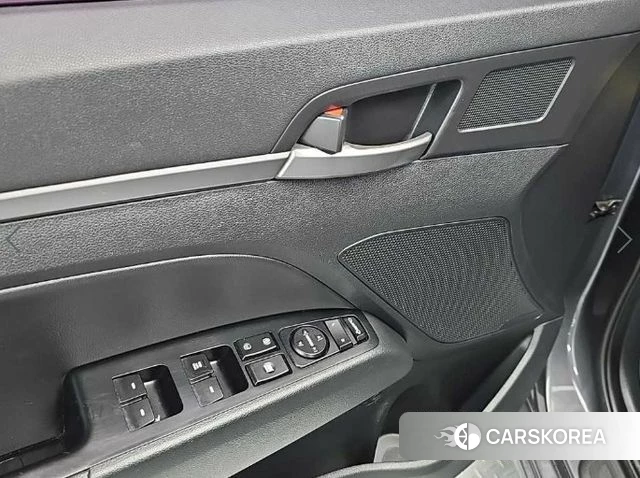 Hyundai Avante AD 2018 Серый из Кореи, фото 5