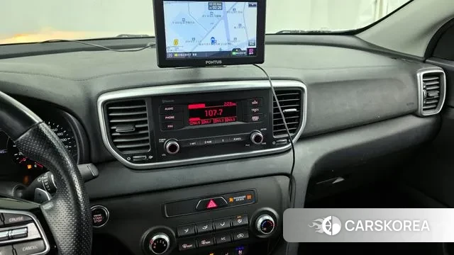 Kia Sportage The Bold 2021 Белый из Кореи, фото 5