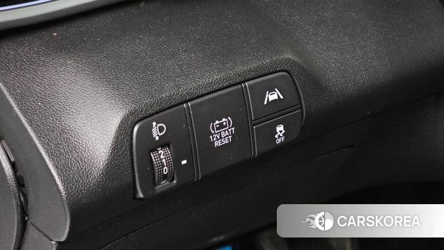 Hyundai Avante Hybrid (CN7) 2021 Белый из Кореи, фото 5