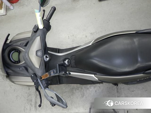 Yamaha N-MAX 125 2016 из Японии, фото 2