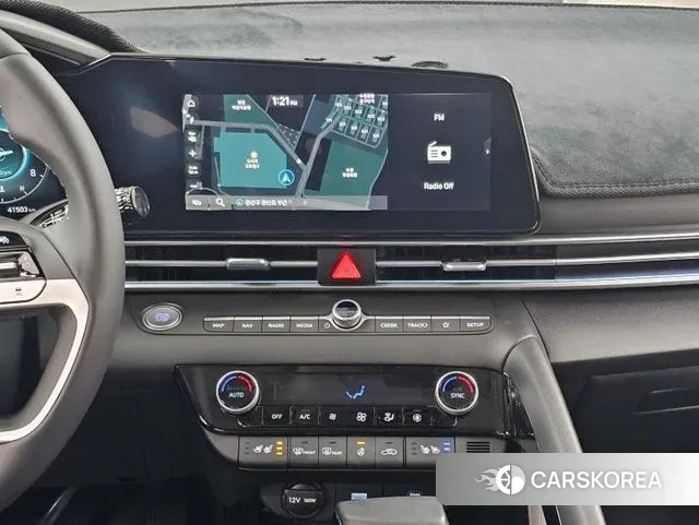 Hyundai The New Avante (CN7) 2023 Белый из Кореи, фото 5