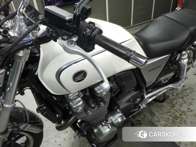 Проданный Honda CB1100 ABS 2011 из Японии, фото 2