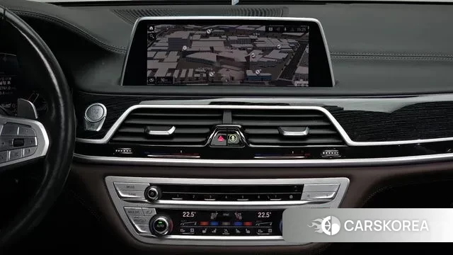 BMW 7 Series (G11) 2022 Белый из Кореи, фото 5