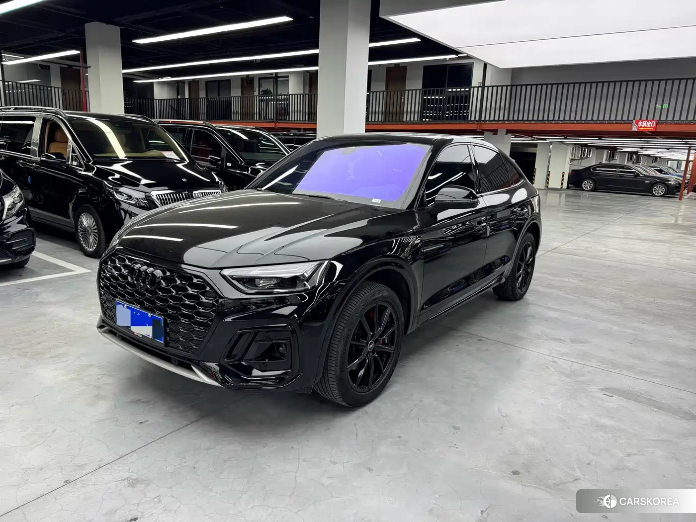 Audi Q5L 2025 Черный из Китая, фото 5