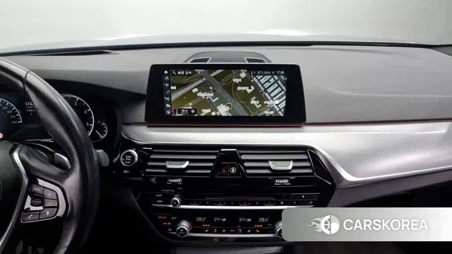 BMW 5 Series (G30) 2018 Серый из Кореи, фото 5