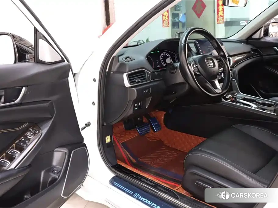 Honda Accord 2023 Белый из Китая, фото 5