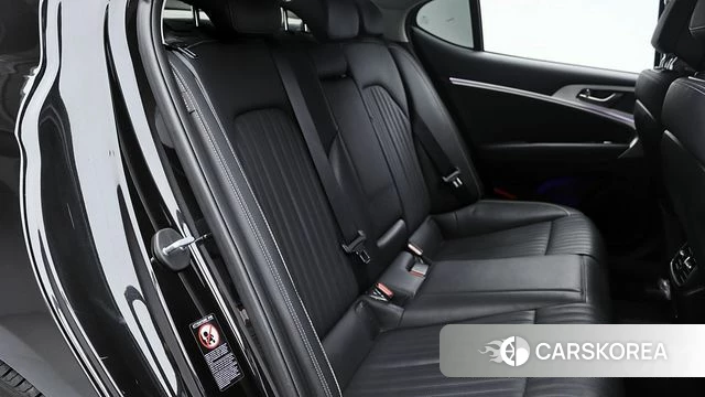 Genesis G70 2018 Черный из Кореи, фото 5