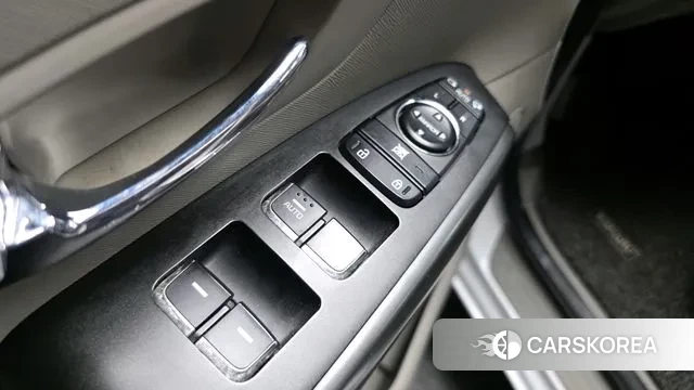 Kia All New Carnival 2018 Белый из Кореи, фото 5