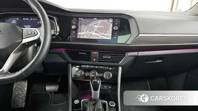 Volkswagen 7th Generation of Jetta 2023 Белый из Кореи, фото 5