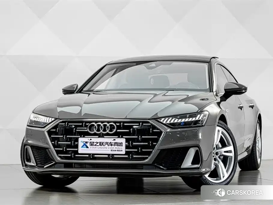 Audi A7L 2026 Silver/gray из Китая, фото 5