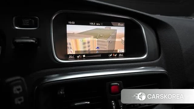 Volvo V40 Cross-Country 2019 Белый из Кореи, фото 5