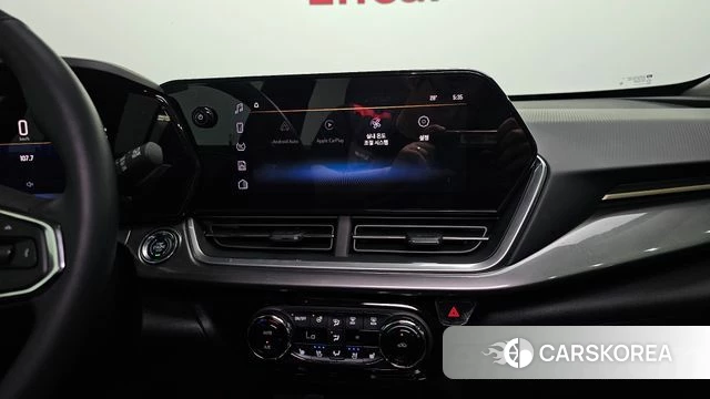 Chevrolet (GM Daewoo) Trax Crossover 2023 Красный из Кореи, фото 5