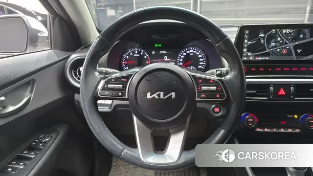 Kia The New K3 2nd generation 2021 Белый из Кореи, фото 5