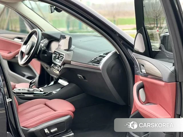 BMW X3 2023 Черный из Китая, фото 5