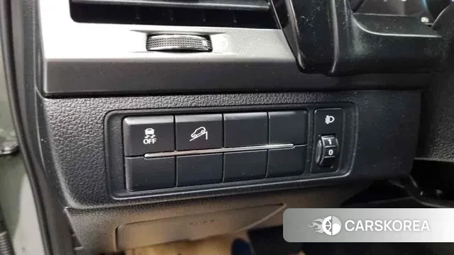 Ssangyong The New Rexton Sports Cannes 2021 Темно-зеленый из Кореи, фото 5