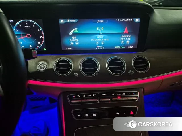 Mercedes-Benz E-Class W213 2021 Белый из Кореи, фото 5