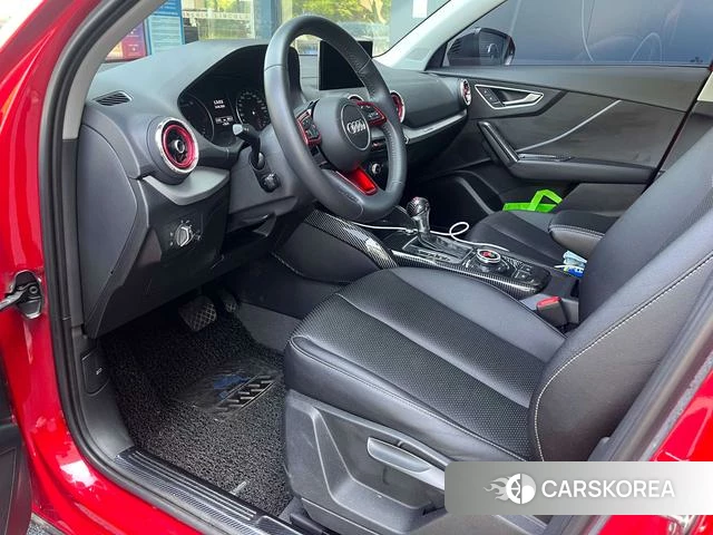 Audi Q2L 2020 Красный из Китая, фото 5