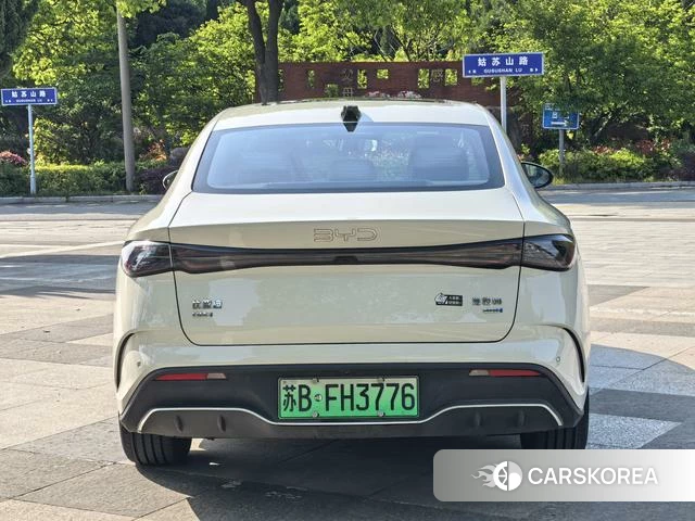 BYD Seal 06DM 2025 Белый из Китая, фото 5