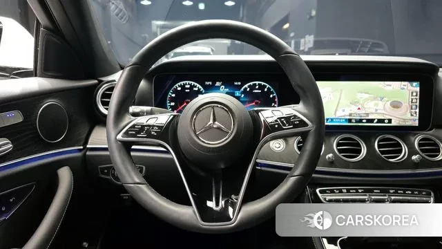 Mercedes-Benz E-Class W213 2022 Белый из Кореи, фото 5