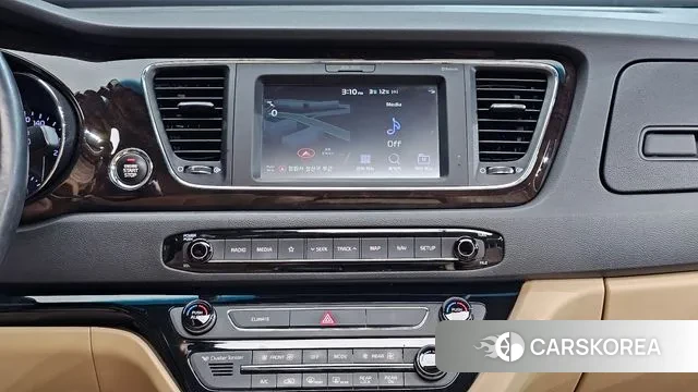 Kia The New Carnival 2018 Белый из Кореи, фото 5