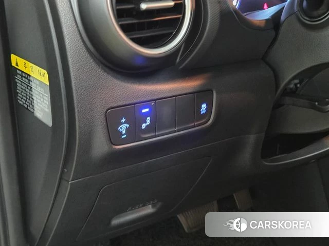 Hyundai Kona 2018 Белый из Кореи, фото 5