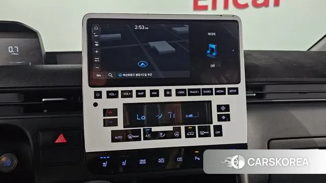 Hyundai Staria 2023 Белый из Кореи, фото 5