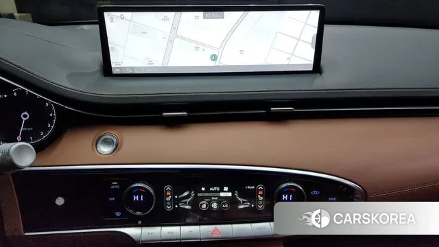 Genesis GV70 2023 Белый из Кореи, фото 5