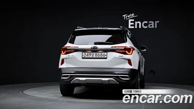 Kia Seltos 2020 Белый из Кореи, фото 5