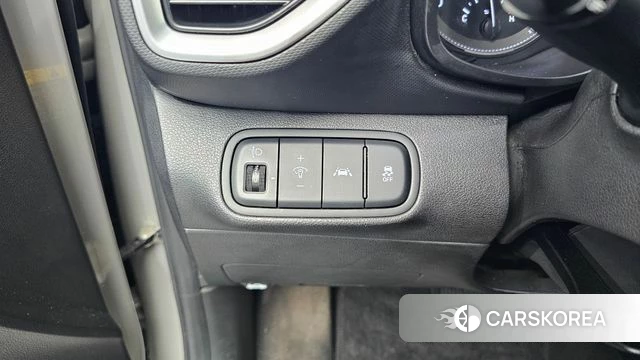 Hyundai Venue 2019 Серебряный из Кореи, фото 5