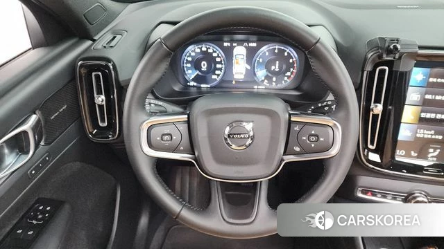 Volvo XC40 2021 Белый из Кореи, фото 5