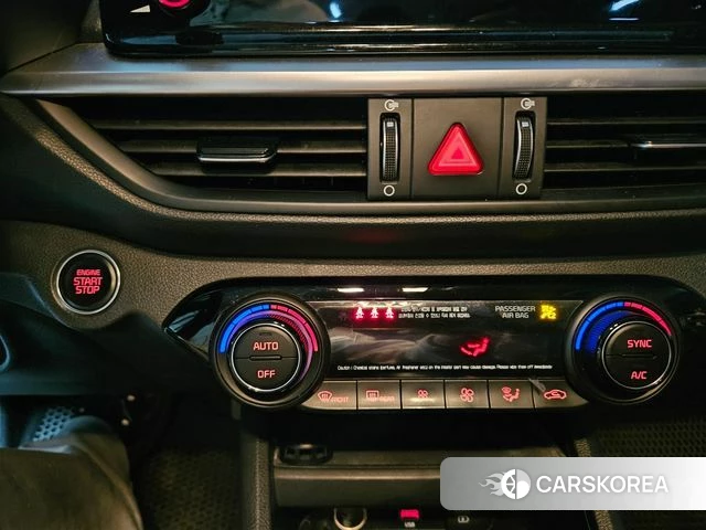 Kia The New K3 2nd generation 2021 Синий из Кореи, фото 5