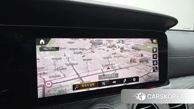 Mercedes-Benz E-Class W213 2021 Белый из Кореи, фото 5