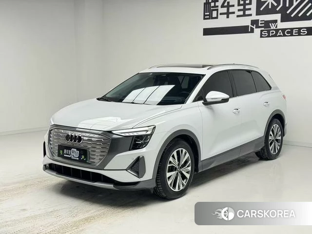 Audi Q5 e-tron 2023 Белый из Китая, фото 5