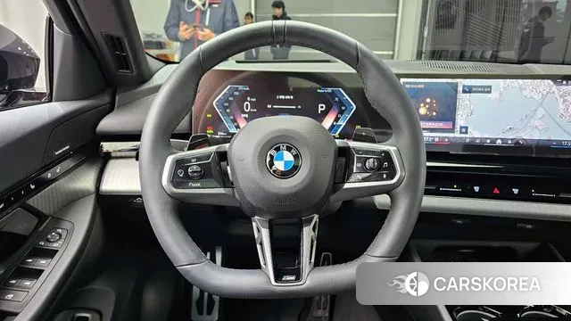 BMW 5 Series (G60) 2024 Черный из Кореи, фото 5