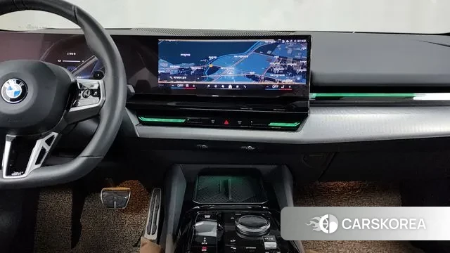 BMW 5 Series (G60) 2024 Черный из Кореи, фото 5