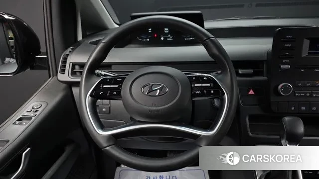 Hyundai Staria 2023 Черный из Кореи, фото 5