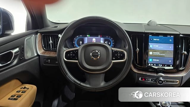 Volvo XC60 second Generation 2021 Синий из Кореи, фото 5