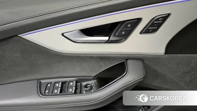 Audi Q8 (4M) 2023 Белый из Кореи, фото 5