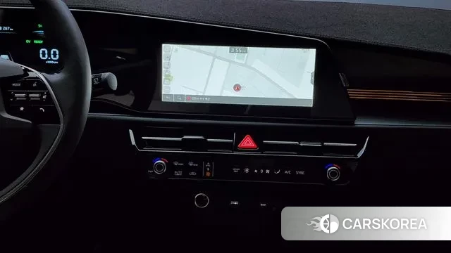 Kia Di Ol Nu Niro 2025 Белый из Кореи, фото 5