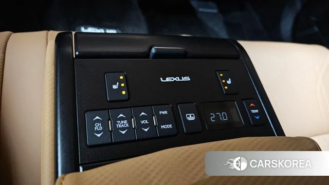 Lexus ES300h 7th generation 2025 Серый из Кореи, фото 5