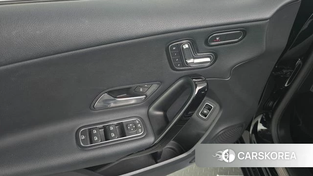 Mercedes-Benz A-Class W177 2020 Черный из Кореи, фото 5