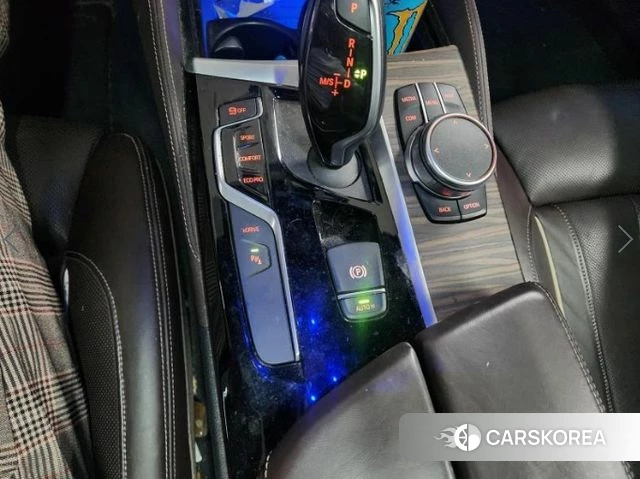 BMW 5 Series (G30) 2020 Белый из Кореи, фото 5